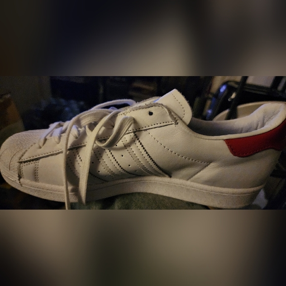 New Mickie mouse ๐ shoes - Picture 5 of 10